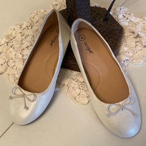Girls Cat & Jack Flats